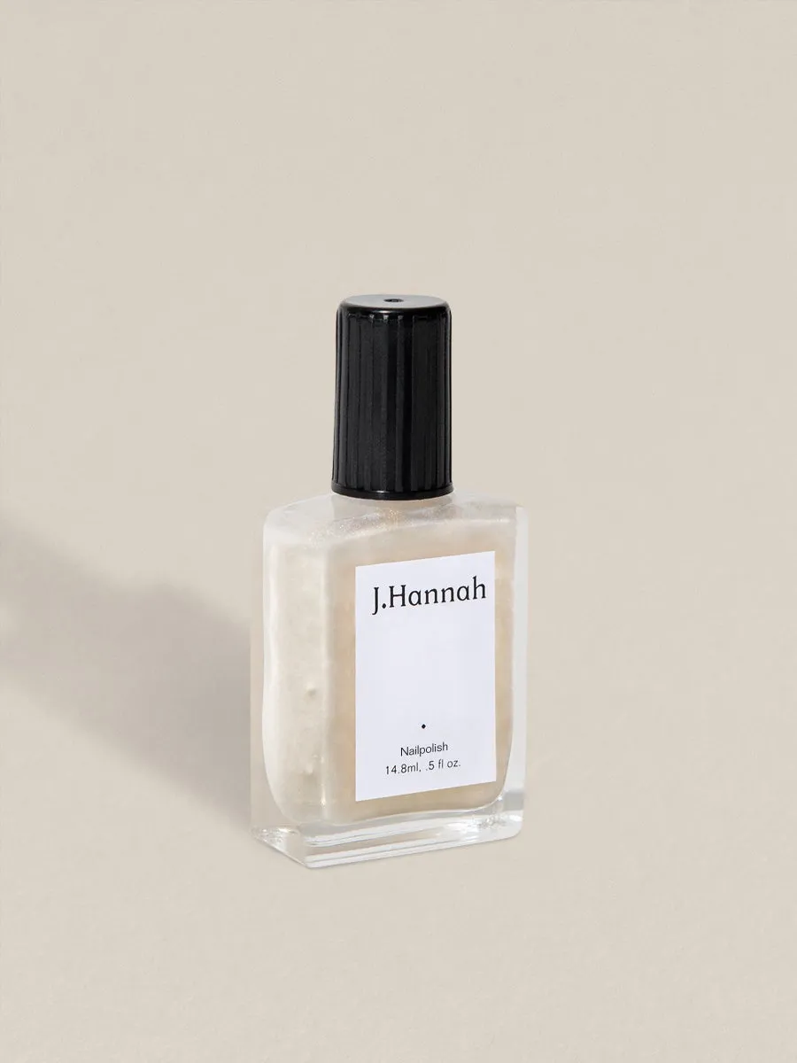 Akoya Nail Polish