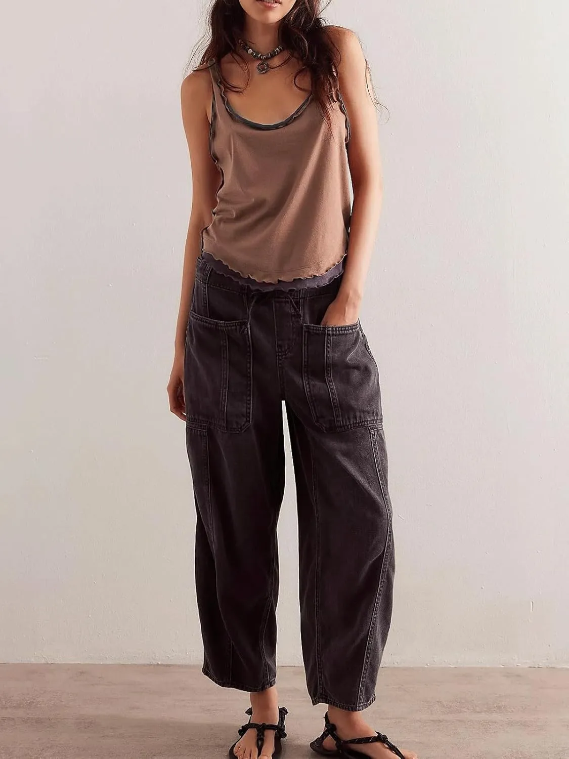 CHARTOU Women's Trendy Mid Rise Barrel Jeans Drawstring Boyfriend Denim Pants Harem Y2K Jeans with Pockets