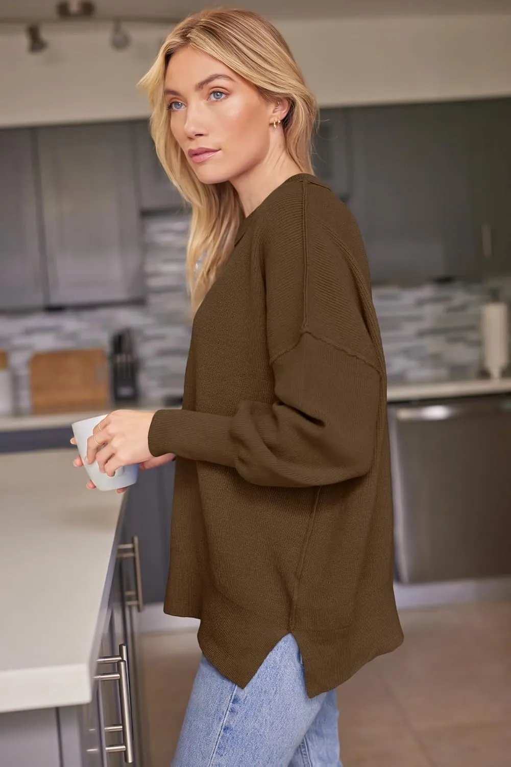LILLUSORY Women's Oversized Batwing Sweaters 2025 Fall Outfits Trendy Crewneck Knit Side Slit Fashion Pullover Tops