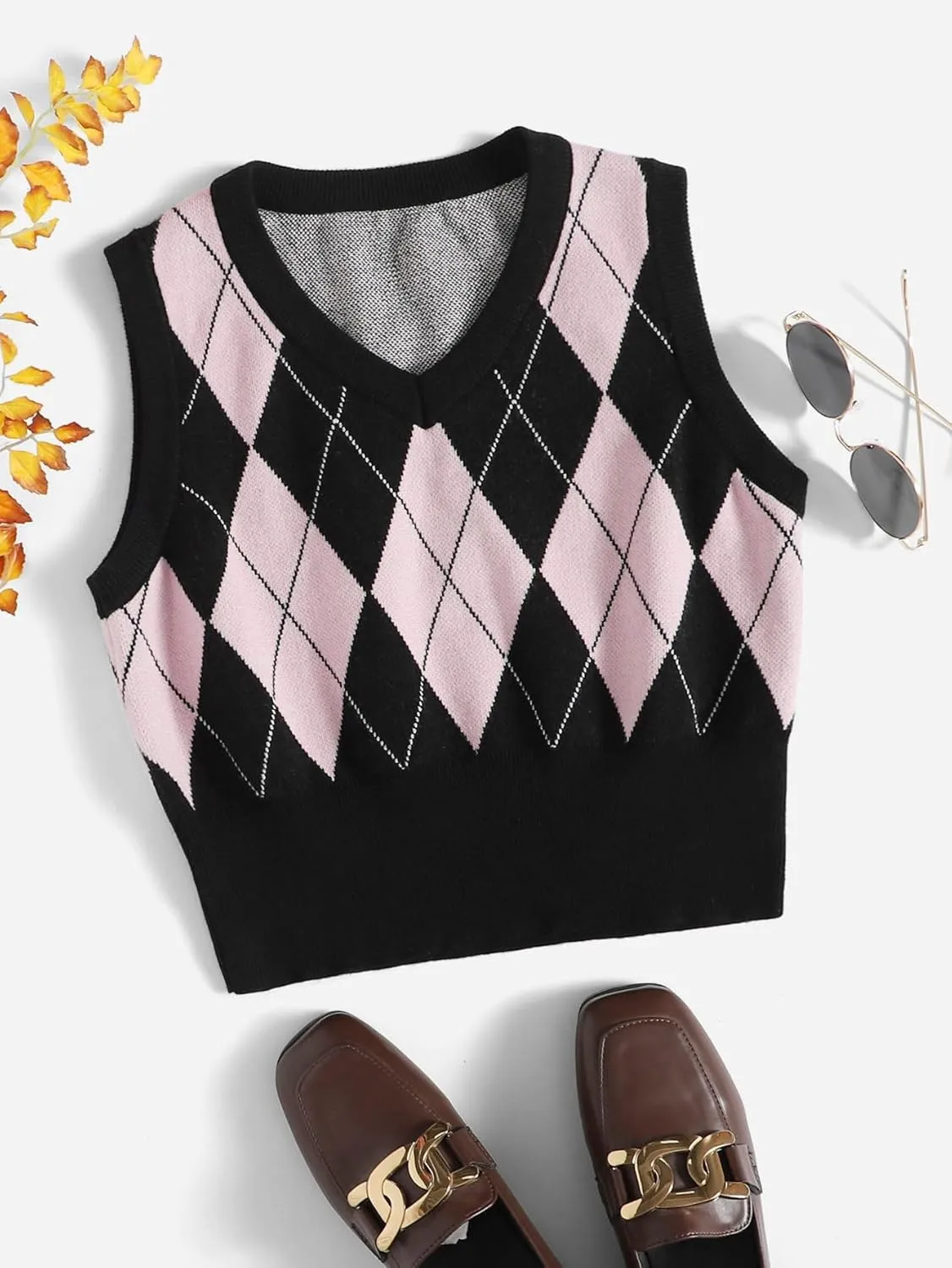 SweatyRocks Women's Geometric Pattern Sweater Vest V Neck Sleeveless Preppy Style Crop Tank Top