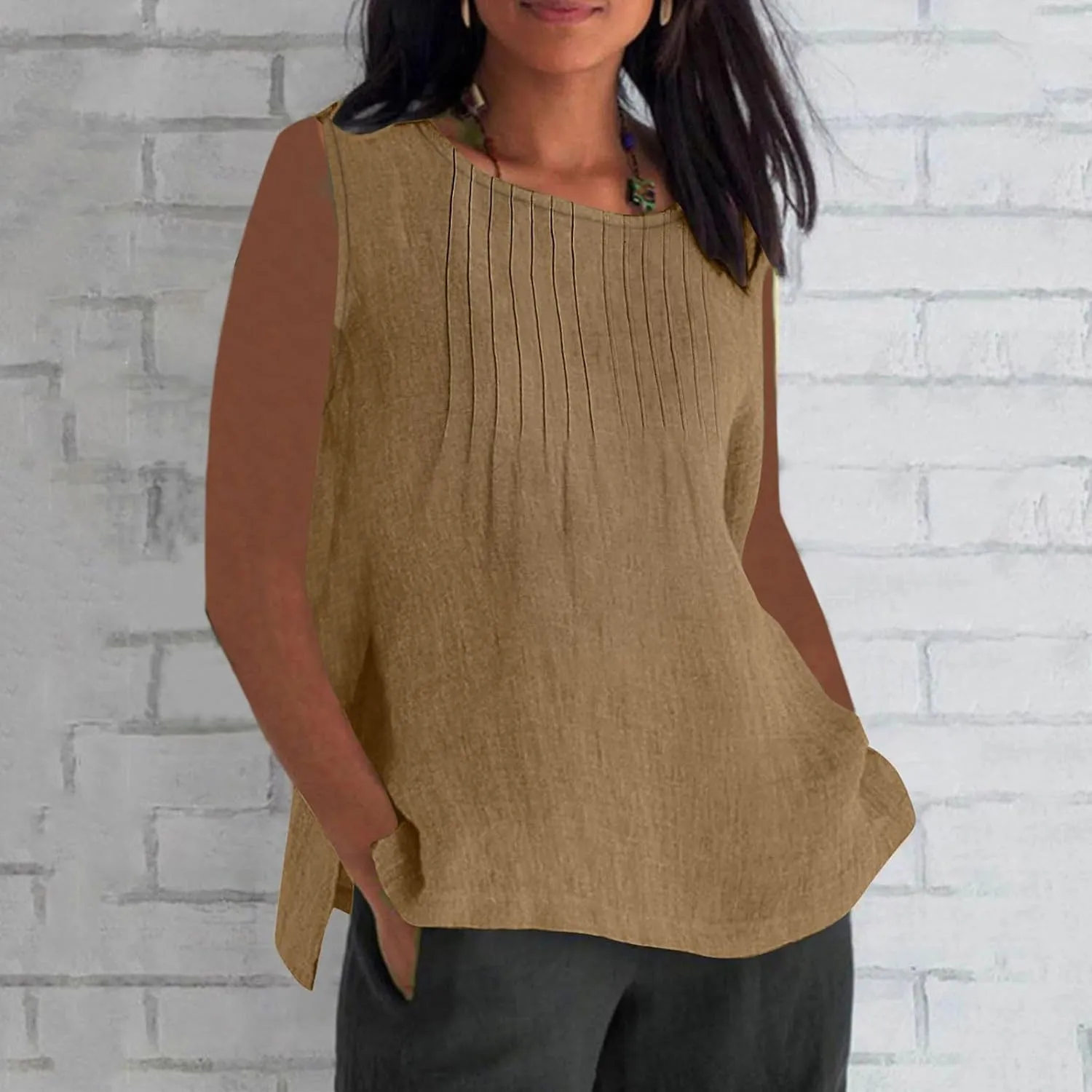 Tank Tops for Women 2025 Plus Size Pleated Side Split Camisole Tank Tops Summer Fashion Crew Neck Sleeveless Vest
