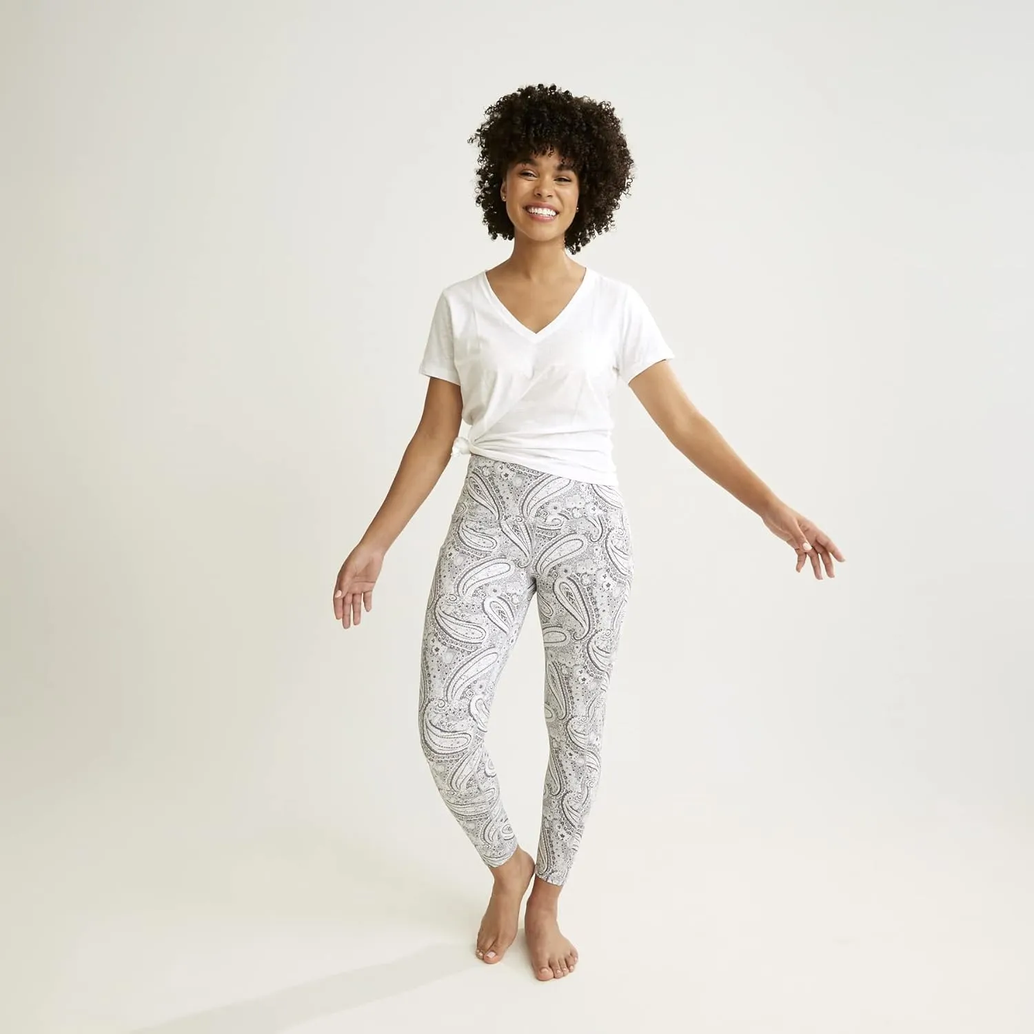 Vera Bradley Women's Active High-Waist Leggings with Side Pocket and 26" Inseam (Extended Size Range)