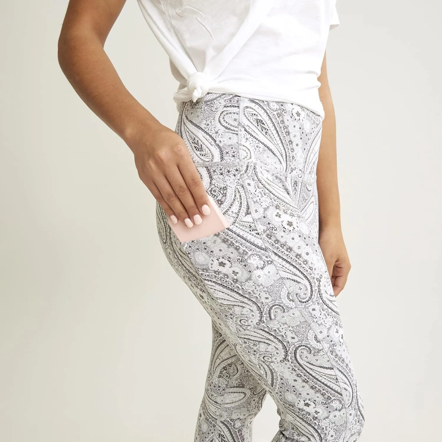 Vera Bradley Women's Active High-Waist Leggings with Side Pocket and 26" Inseam (Extended Size Range)