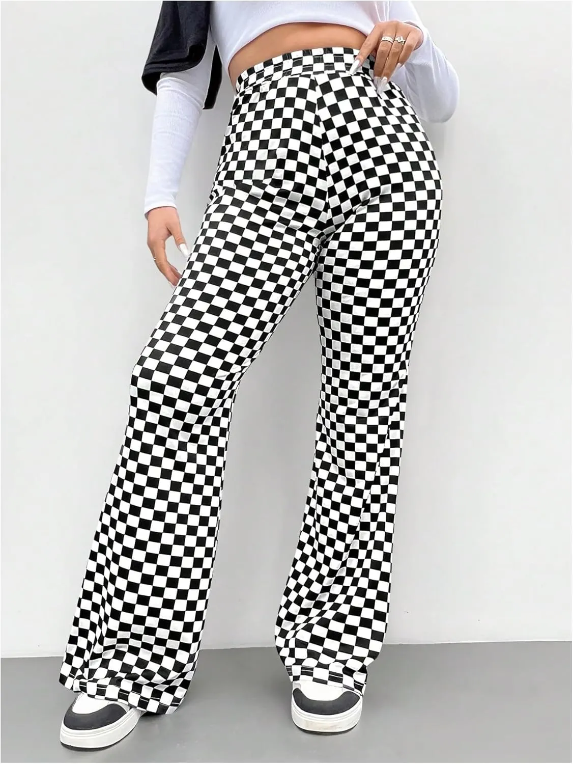 WDIRARA Women's Plus Size Newspaper Print Flare Pants High Waist Causal Long Pants Streetwear